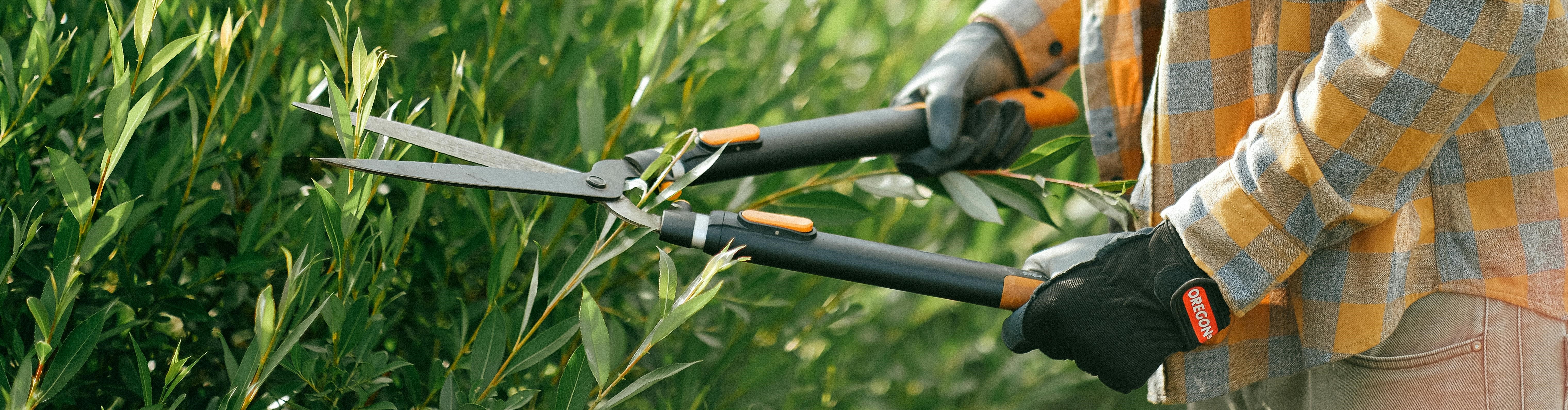 Ruční zahradní nůžky na živé ploty